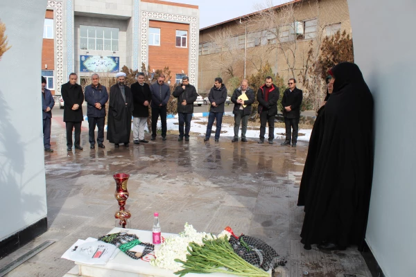 ویژه برنامه ای در سالگرد تدفین شهیدخوشنام پردیس 2