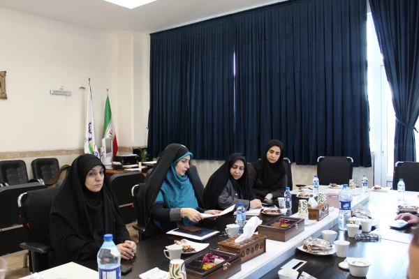 جلسه شورای آموزش استان 4