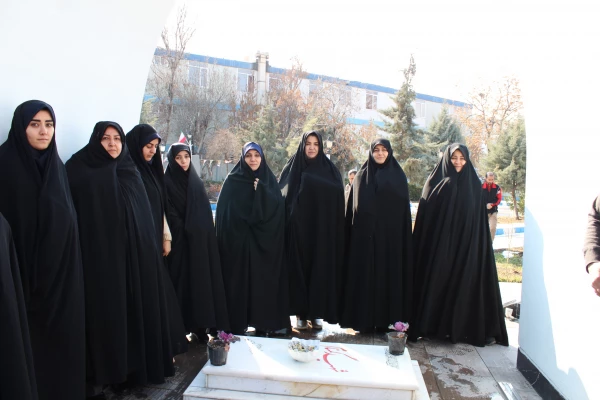 زنگ انقلاب در دانشگاه فرهنگیان به صدا درآمد 3