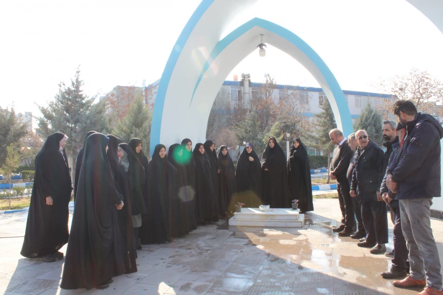 زنگ انقلاب در دانشگاه فرهنگیان به صدا درآمد 4