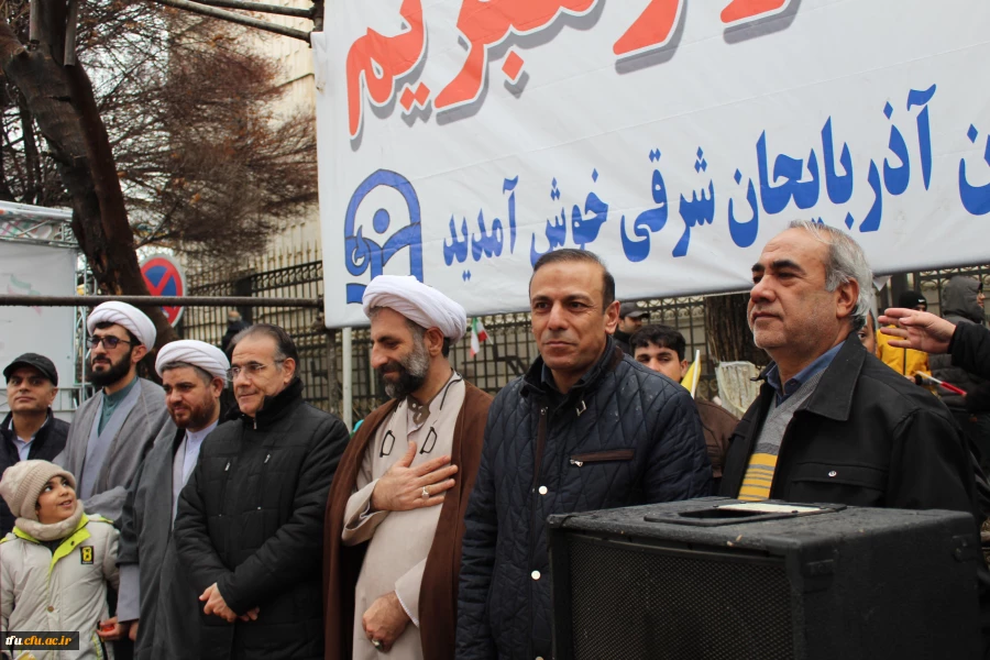 حماسه حضور اساتید و کارمندان و دانشجویان پردیس در خجسته سالروز پیروزی انقلاب  8