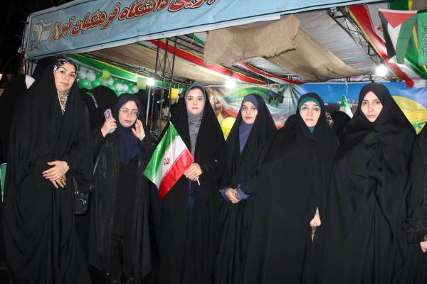 حضور مسئولان پردیس در غرفه دانشجو معلمان بسیجی  3