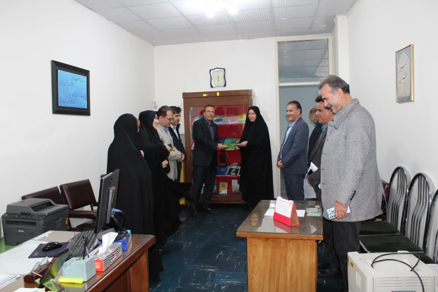 دیدار ریاست دانشگاه فرهنگیان از اساتید و کارکنان پردیس 10