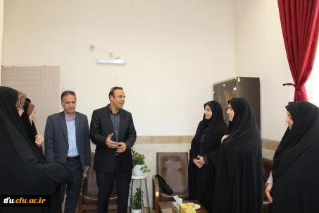 تقدیر از مشاوران و کارشناسان مشاوره 